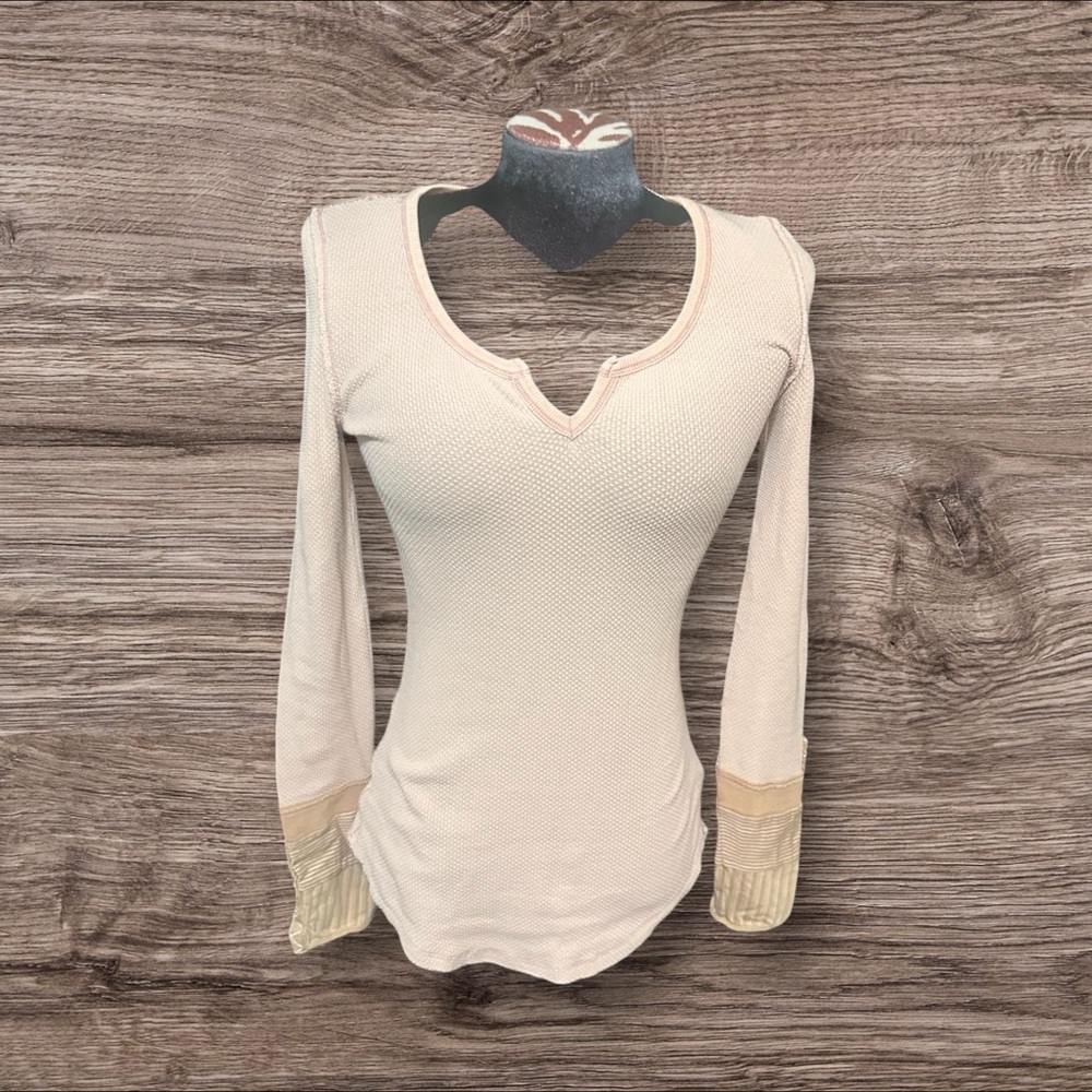 We The Free People Long Sleeve Thermal Waffle Kombucha Sleeve Top Size Small P